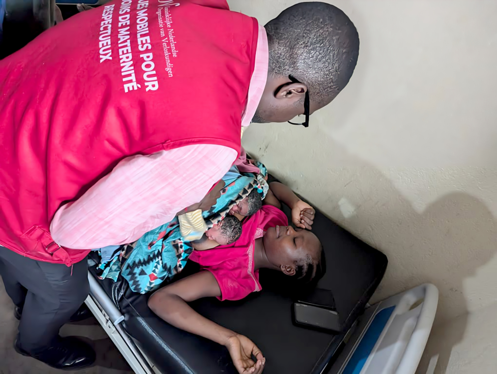 Verloskundige zorg in een wereld die wankelt